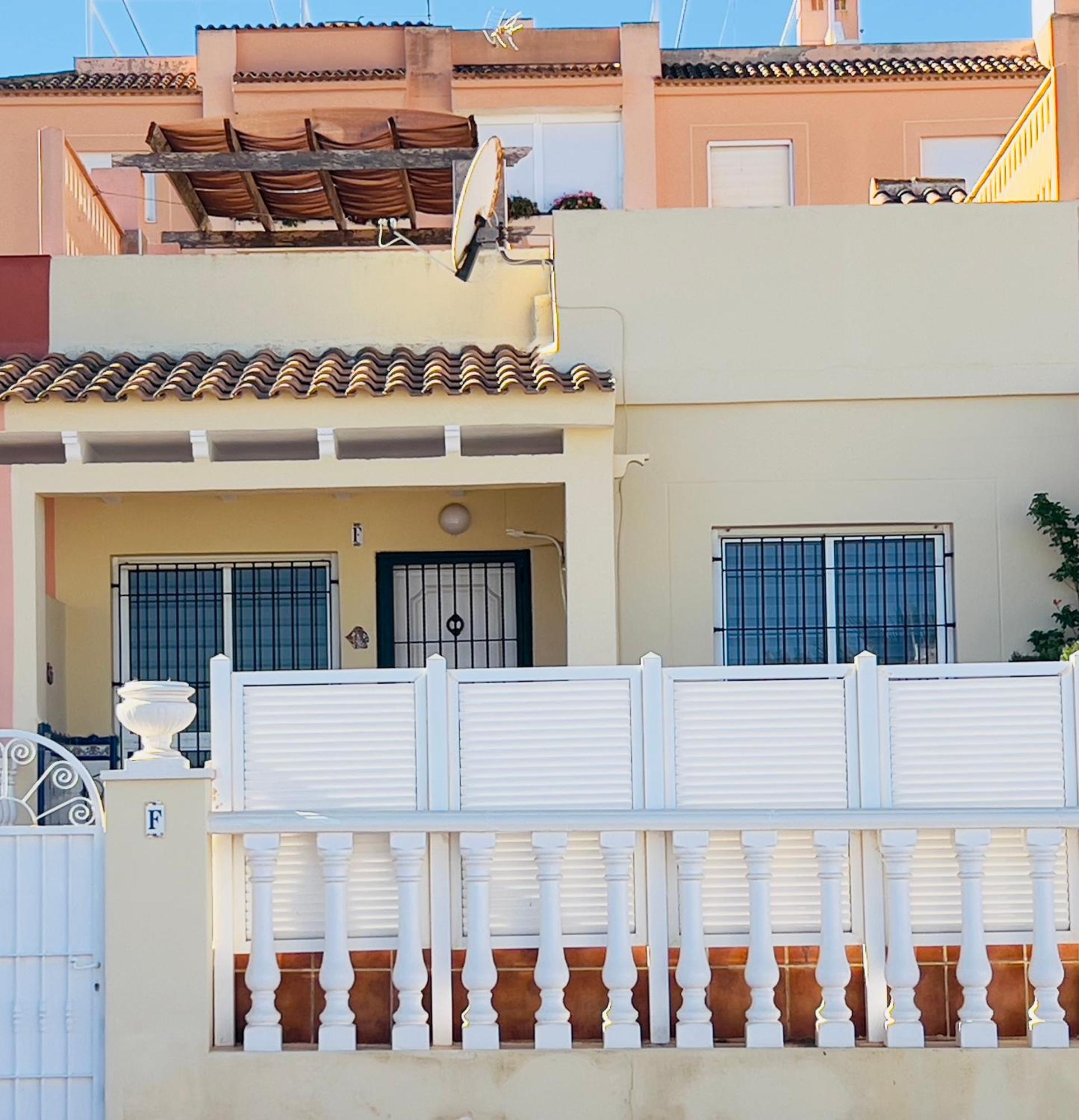 Chalet La Mata Torrevieja Eksteriør bilde